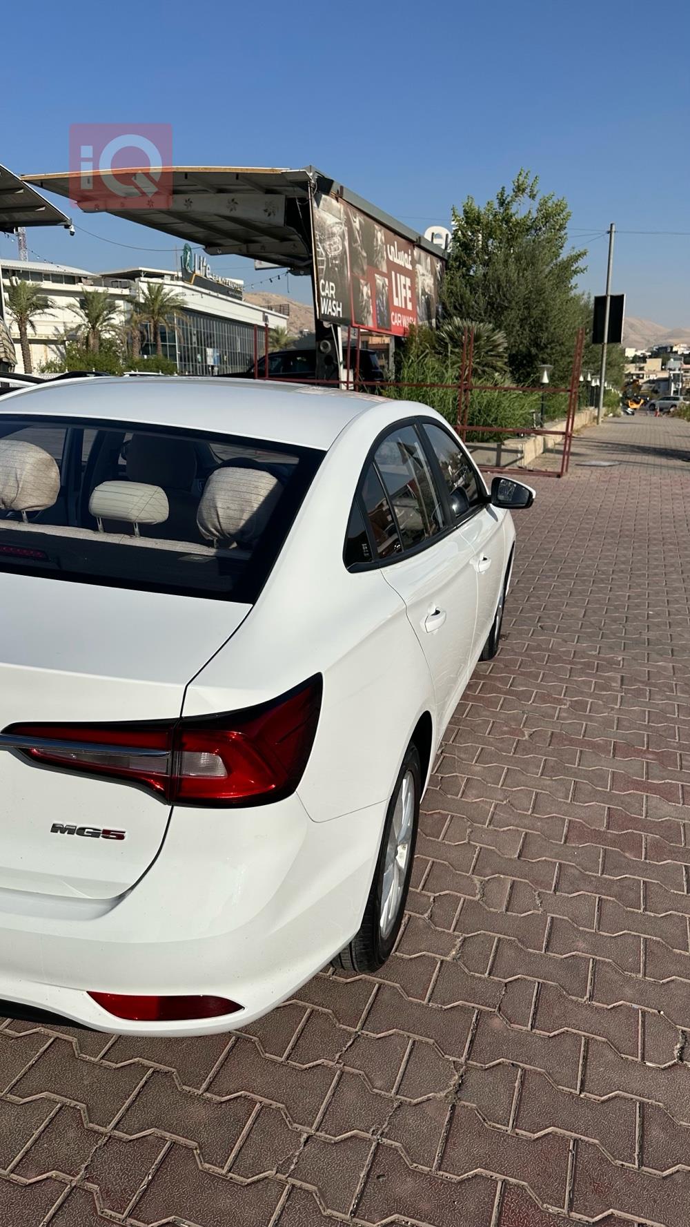 MG 5